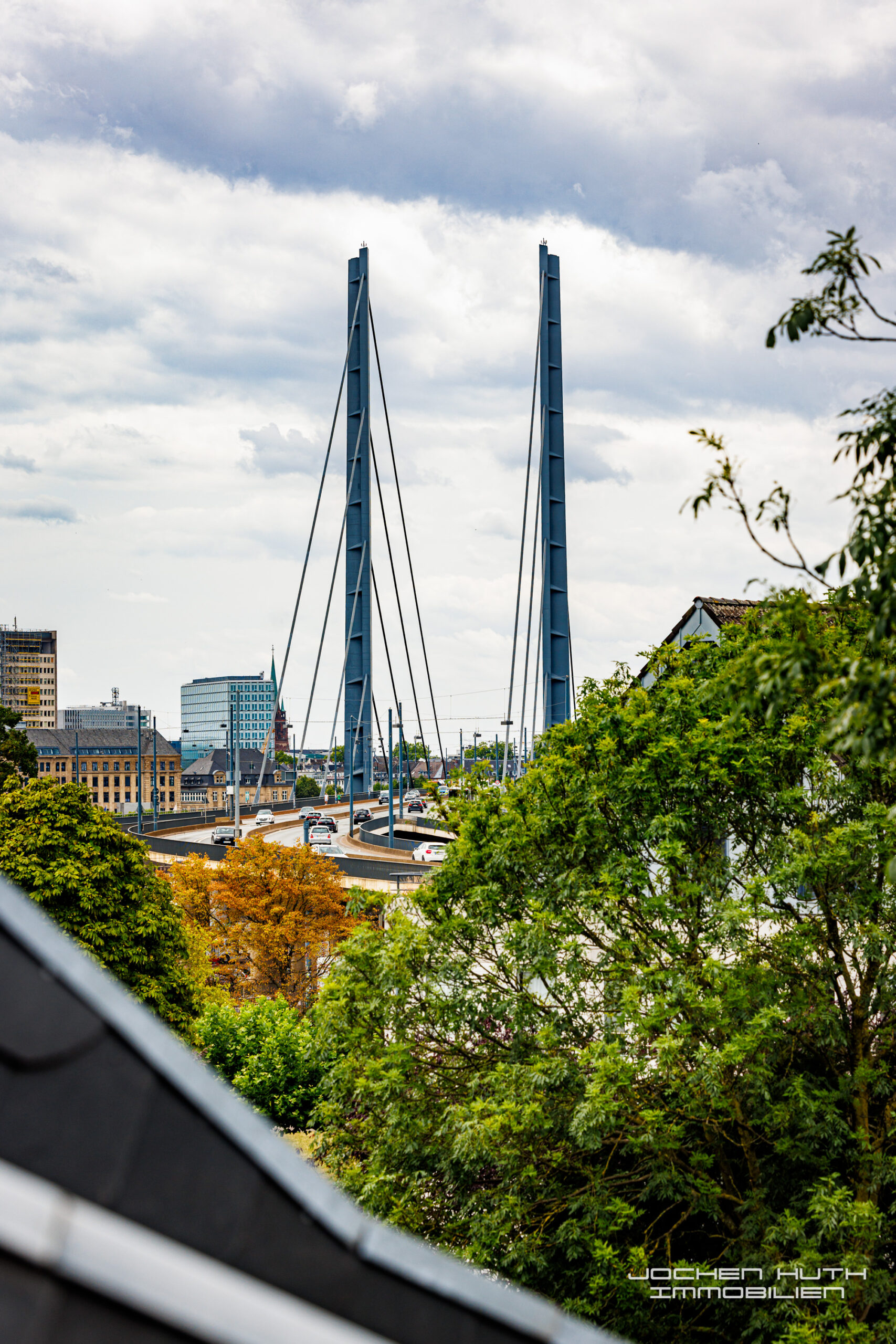 Rheinkniebrücke (Sicht bei 70mm)